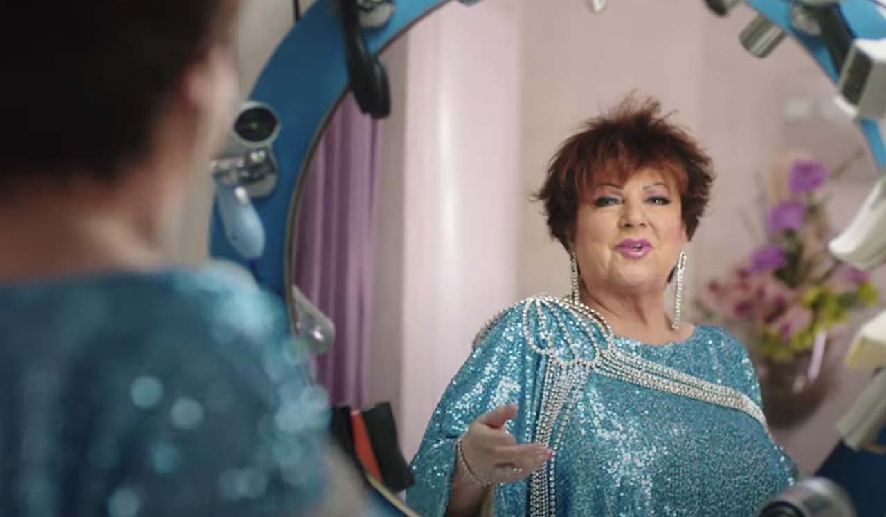 me ne restano mille Blank Meme Template