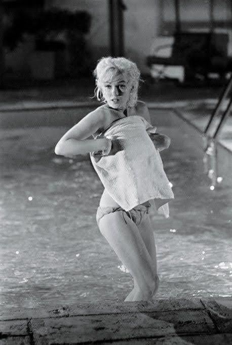 High Quality Marilyn Monroe swimsuit Blank Meme Template