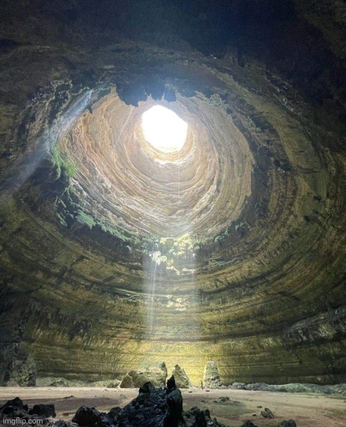 The Well of Barhout (Well of Hell)- Yemen | image tagged in giant,cave,hole,earth,awesome,pic | made w/ Imgflip meme maker
