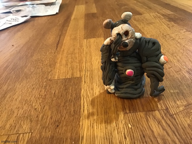 I made molten Freddy out of clay | image tagged in fnaf pizzeria sim | made w/ Imgflip meme maker