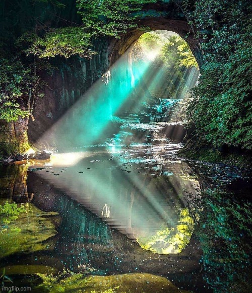 Cavern Sunbeam Reflection | image tagged in sunlight,cave,reflection,awesome,pic | made w/ Imgflip meme maker