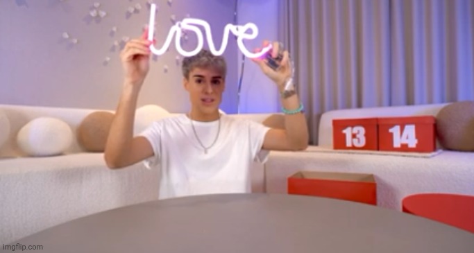 Raphael Gomez love meme | image tagged in youtube | made w/ Imgflip meme maker