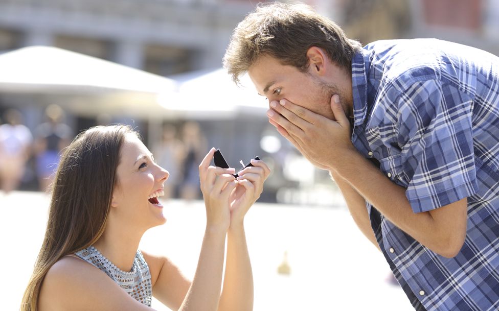 woman proposing to man Blank Meme Template