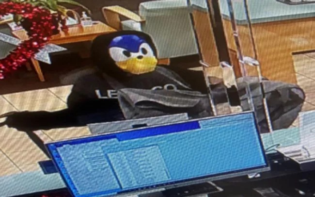 Sonic In the Bank Blank Meme Template