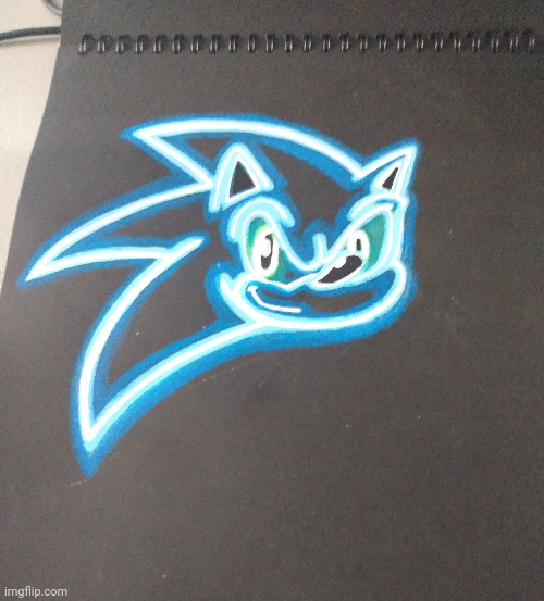 Sonic Glow effect! (Glow done by hand in Sketchbook,not digital) | image tagged in sonic,drawing | made w/ Imgflip meme maker