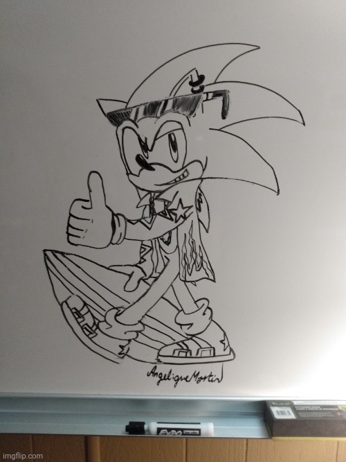 I drew  this on a whiteboard! (No reference!) | image tagged in sonic the hedgehog,drawing | made w/ Imgflip meme maker