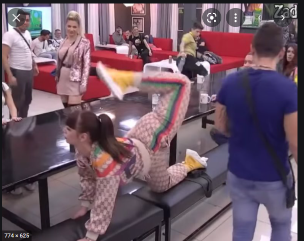 origami Blank Meme Template