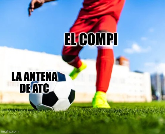 Cuando la antena de ATC está pegada | EL COMPI; LA ANTENA DE ATC | image tagged in tma,aircraftmaintenance,aircraft | made w/ Imgflip meme maker
