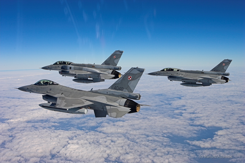 Polish Air Force F-16s Blank Meme Template
