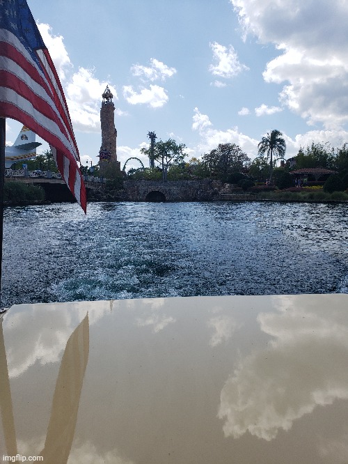 I'm at Universal studios orlando, see you guys later | made w/ Imgflip meme maker