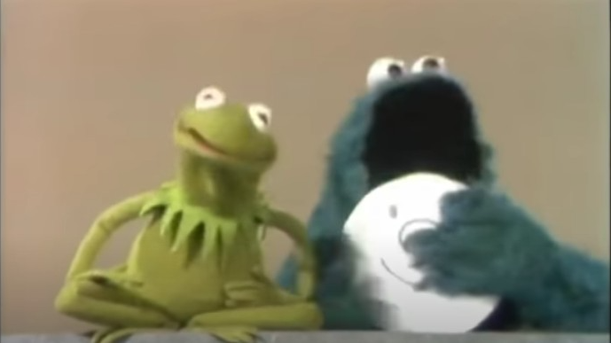 High Quality Cookie monster eating face Blank Meme Template