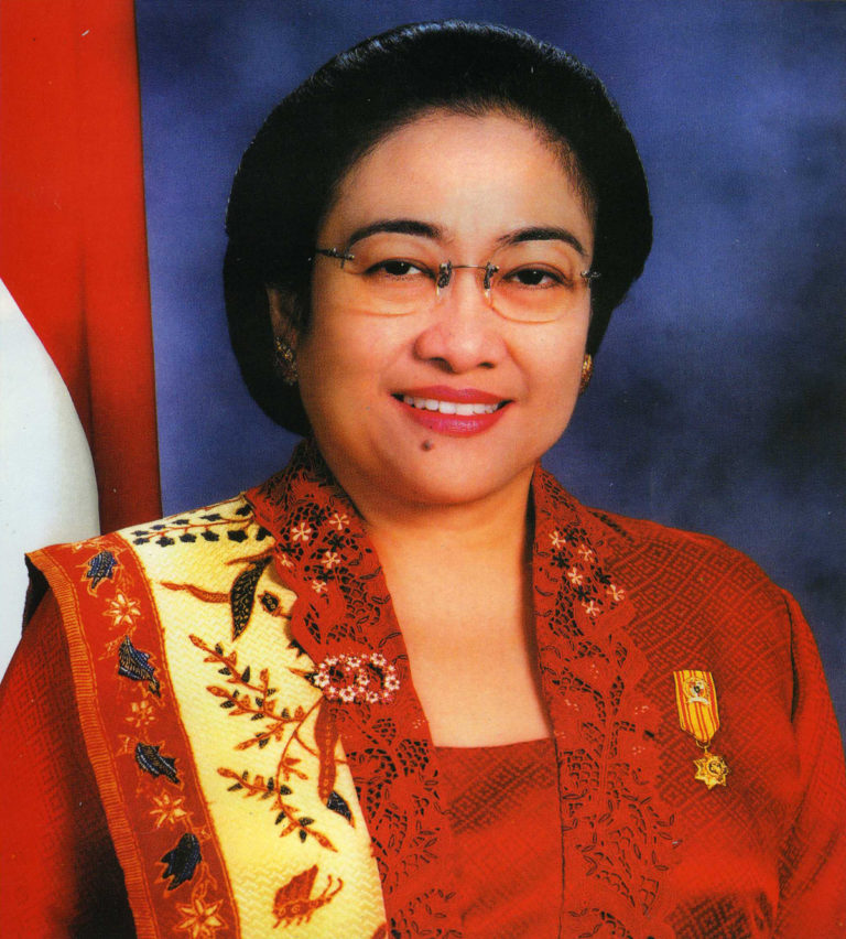 High Quality Megawati Sukarnoputri Blank Meme Template