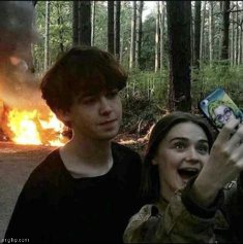 THE END OF THE WORLD SELFIE | image tagged in the end of the world selfie | made w/ Imgflip meme maker