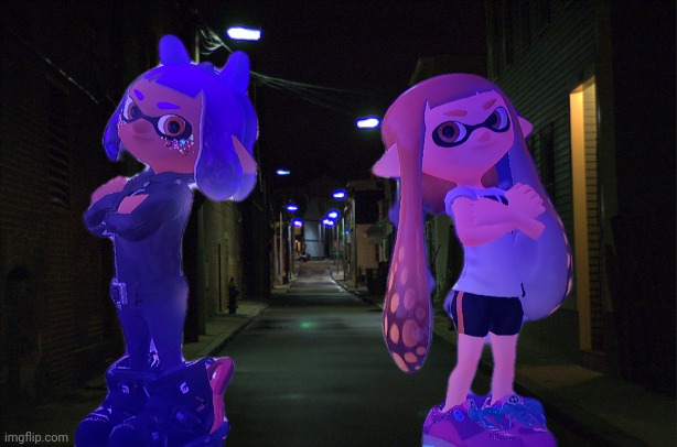 Imagine seeing this in an alleyway | image tagged in alleyway | made w/ Imgflip meme maker