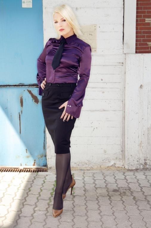 Kim Wilde Blank Meme Template