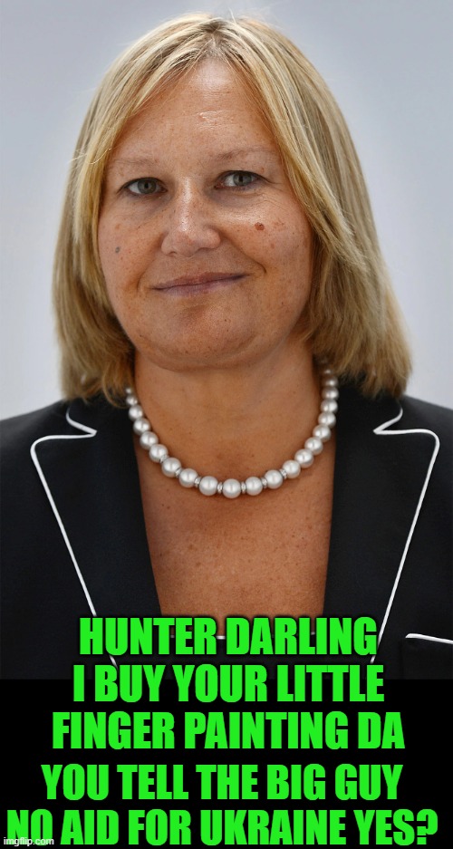 yep | HUNTER DARLING I BUY YOUR LITTLE FINGER PAINTING DA; YOU TELL THE BIG GUY NO AID FOR UKRAINE YES? | image tagged in hunter,big guy | made w/ Imgflip meme maker