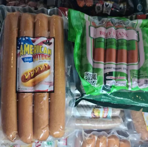 apparently this is how big american hot dogs are compared to other hot dogs | made w/ Imgflip meme maker