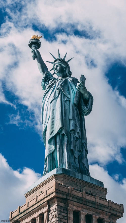The Statue Of Liberty | image tagged in the statue of liberty,photography,new york,landmarks | made w/ Imgflip meme maker