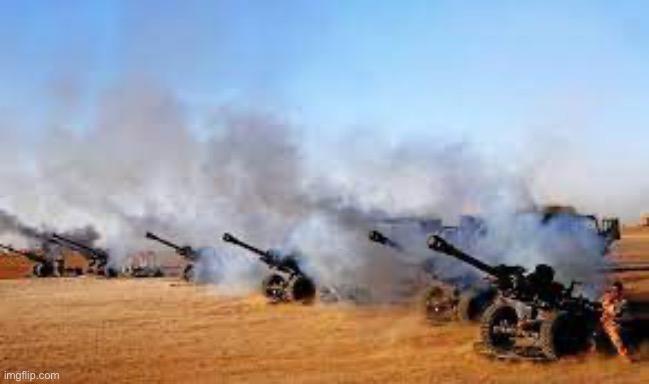 Lots 'o artillery | image tagged in lots 'o artillery | made w/ Imgflip meme maker