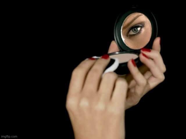 Kylie makeup | image tagged in kylie makeup | made w/ Imgflip meme maker