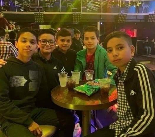 Que te pasa con Milei gil Blank Meme Template