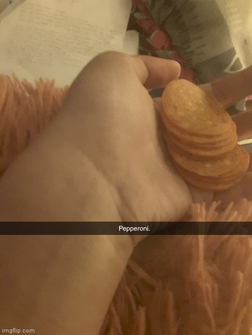 Why does my hand look like that lol | made w/ Imgflip meme maker