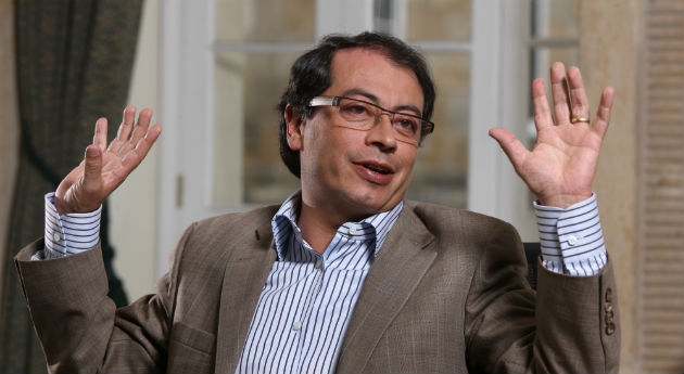 gustavo petro Blank Meme Template