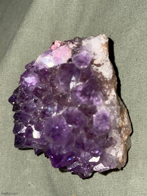 Super cool amethyst picture | made w/ Imgflip meme maker
