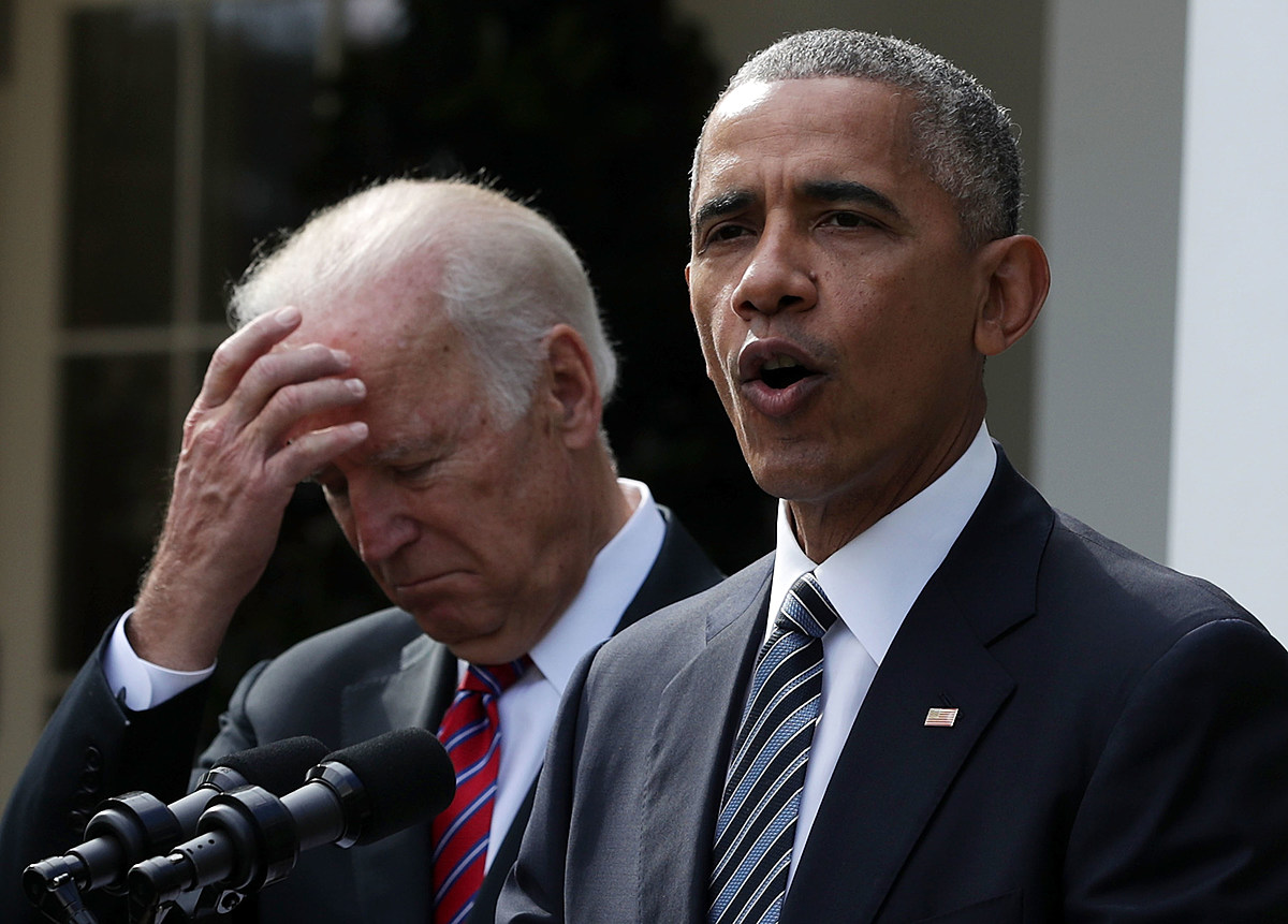 Obama speaking, Biden sleeping Blank Meme Template