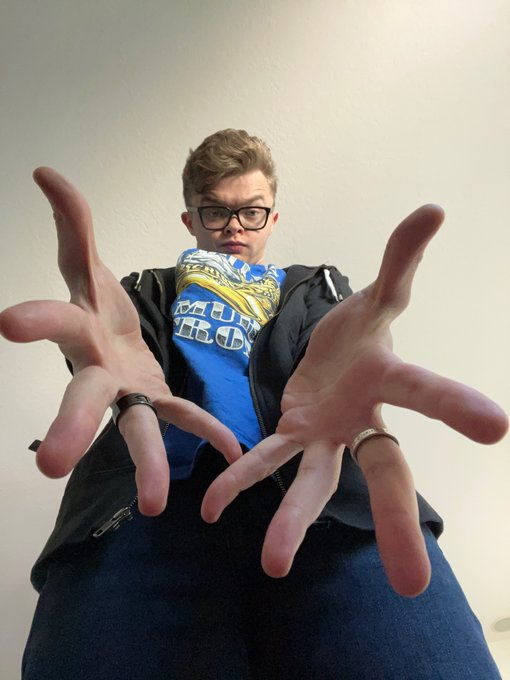 CG5 big hands Blank Meme Template