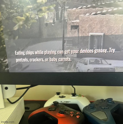 An actually good loading screen tip? | image tagged in funny,video games,gaming | made w/ Imgflip meme maker
