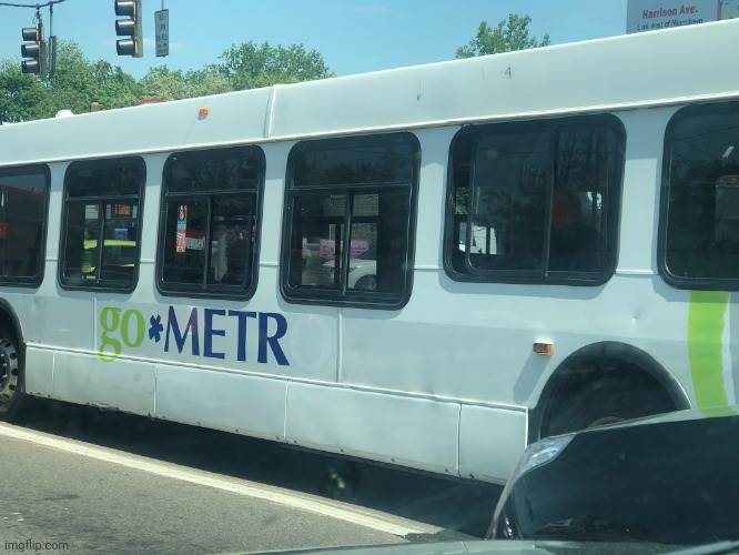 Go Metr! | image tagged in metro bus fail | made w/ Imgflip meme maker