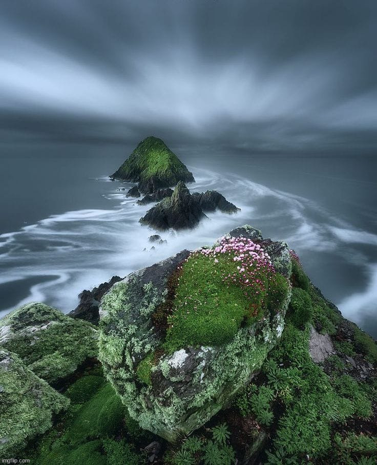 Dunmore Head Ireland | image tagged in awesome | made w/ Imgflip meme maker