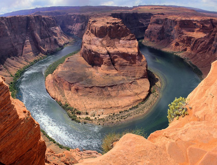 Horseshoe Bend. Photo credit: Lana Gramlich | image tagged in awesome,pics,photography | made w/ Imgflip meme maker