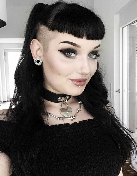 Sexy goth girl with short bangs Blank Template - Imgflip