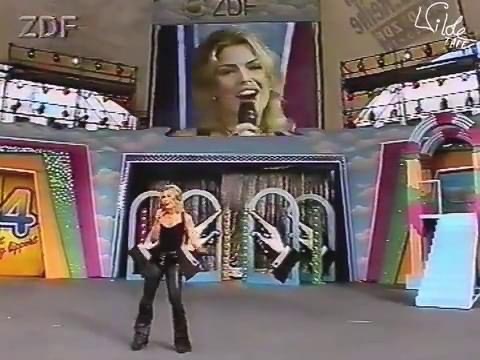 Kim Wilde singing Blank Meme Template