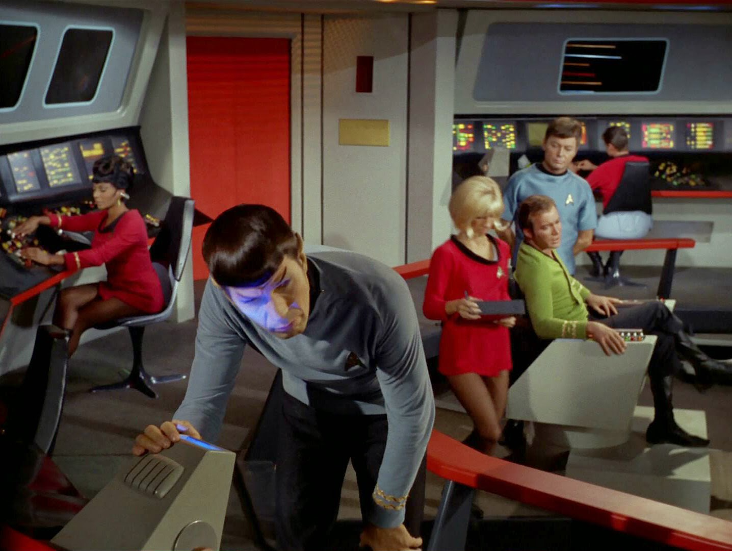 High Quality Star Trek TOS Spock's Scanner Blank Meme Template