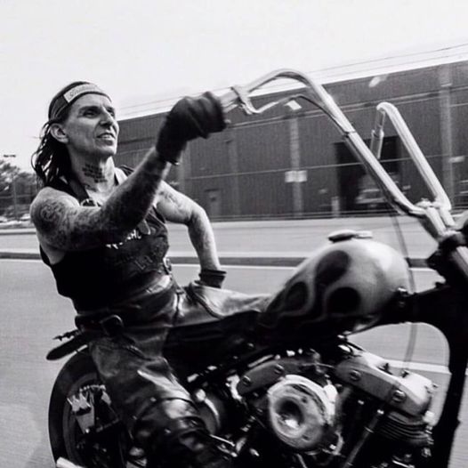 indian Larry Blank Meme Template