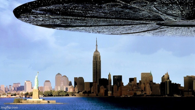 Independence Day Spaceship | image tagged in independence day spaceship | made w/ Imgflip meme maker