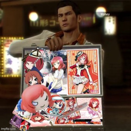 FLexing The Maki Merch | image tagged in love live | made w/ Imgflip meme maker