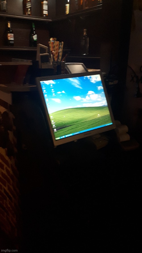 Windows XP in a restaurant | made w/ Imgflip meme maker