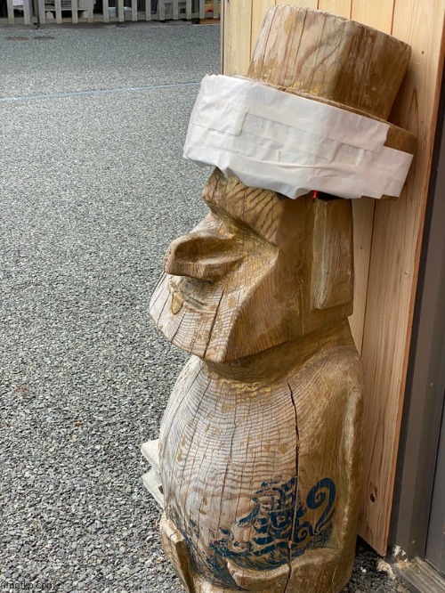 Quandagle dingle moai | made w/ Imgflip meme maker