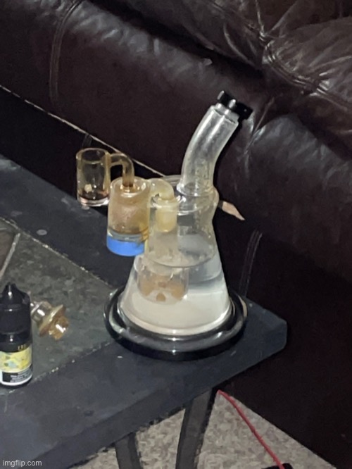 My stupid ass dad left his crack thingy out | made w/ Imgflip meme maker