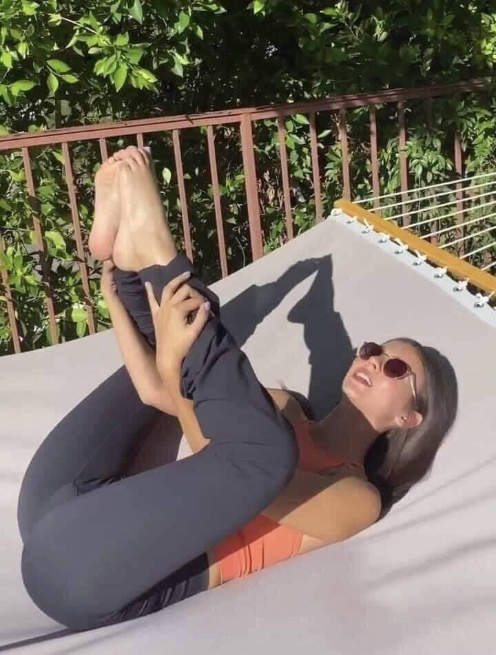 Victoria Justice hammock Blank Meme Template