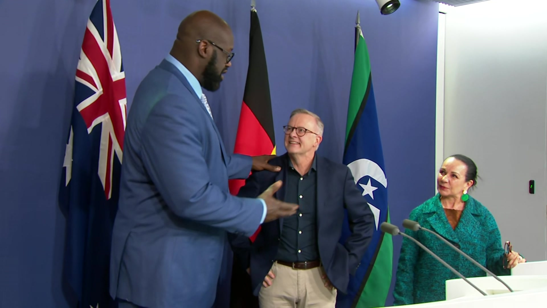 Shaquille O’Neill meets Anthony Albanese Blank Meme Template