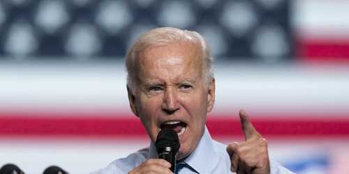 High Quality Angry Joe Biden pointing finger Blank Meme Template
