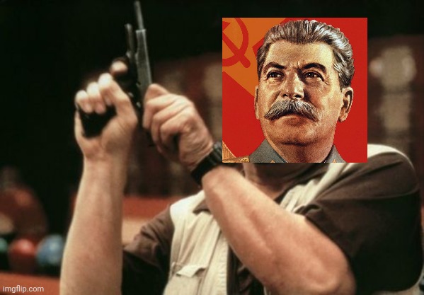 Spaccino Stalino si incazza perché nei commenti ci sono i fascisti del cazzo dioporco | image tagged in memes,am i the only one around here | made w/ Imgflip meme maker