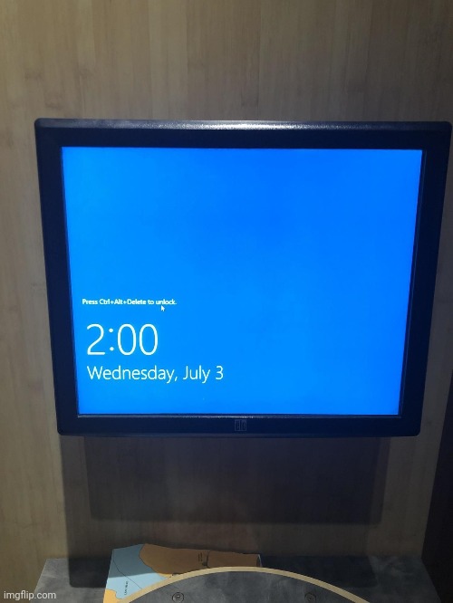 DON'T DO IT | image tagged in software | made w/ Imgflip meme maker