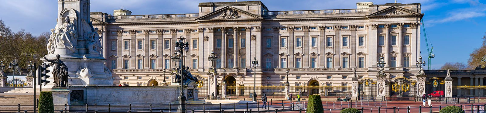 Buckingham Palace Blank Meme Template