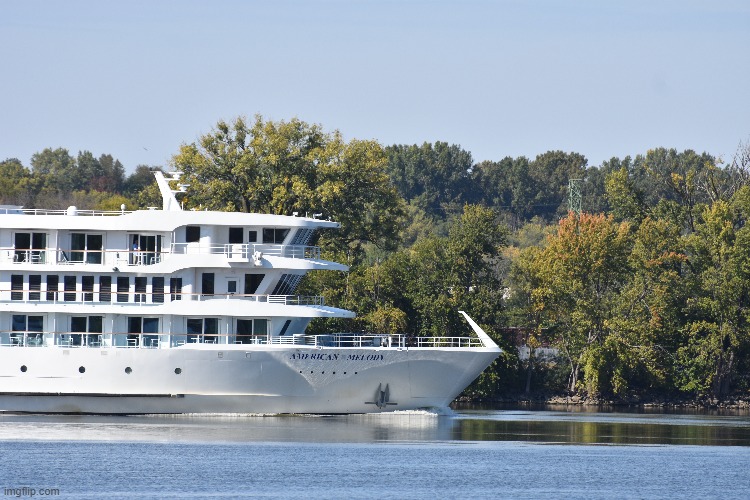 mississippi cruise ship going up the mississippi | made w/ Imgflip meme maker